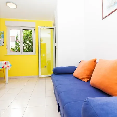 • Lungomare Beach Apartment Pula • Exterior photo