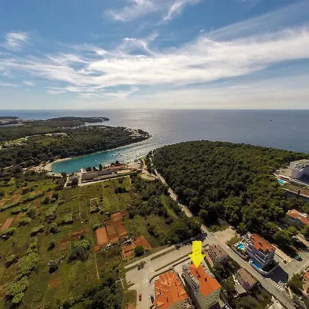 • Lungomare Beach Apartment Pula • Exterior photo